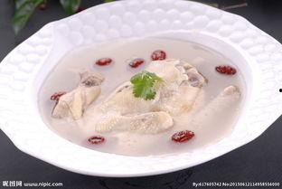 清炖鸡汤视频,营养滋补，简单易学的美味秘诀