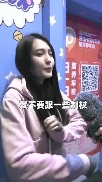 搞笑娱乐视频,让你笑到肚子疼