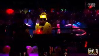 酒吧dj视频,酒吧DJ音乐盛宴幕后揭秘