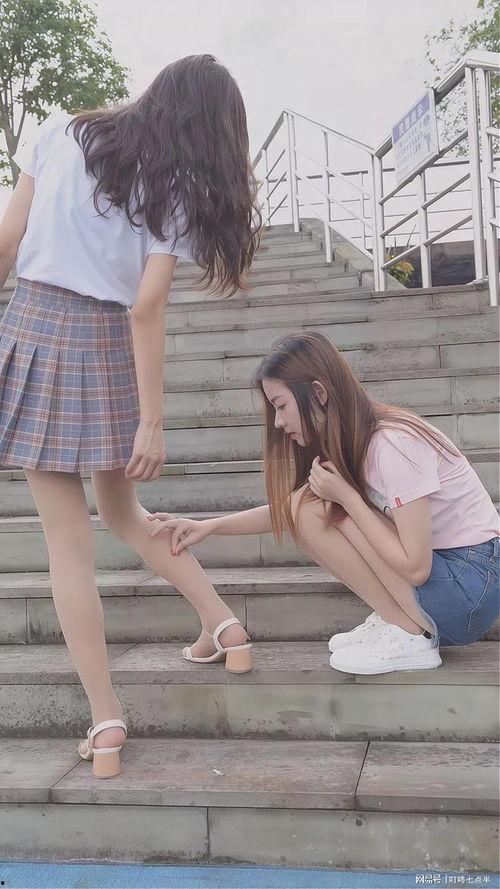 穿肉色丝袜视频,肉色丝袜视频中的性感魅力解析