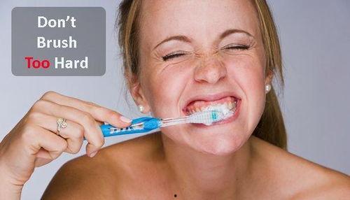 正确刷牙方法视频,守护口腔健康