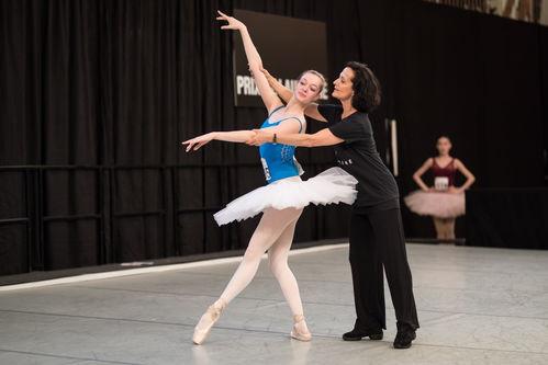 芭蕾视频,芭蕾舞者的优雅瞬间