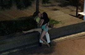 女人喝醉的视频,一幕女人醉后风采瞬间