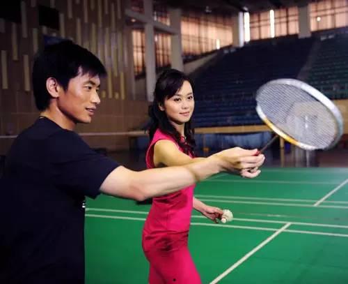 羽毛球杀球视频教学,从视频中学到的关键要点