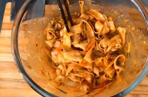 凉皮的制作方法视频,家常美味，简单易学