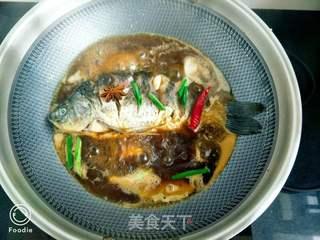 红烧鲫鱼做法视频,家常美味，一招鲜引百味生