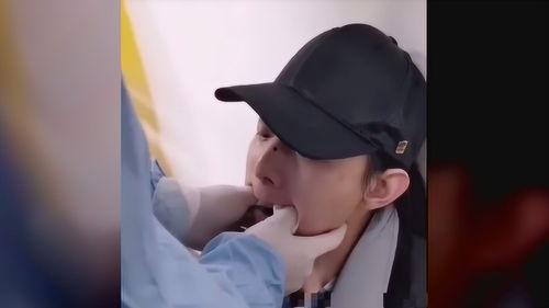 下巴脱臼视频,视频详解应对方法